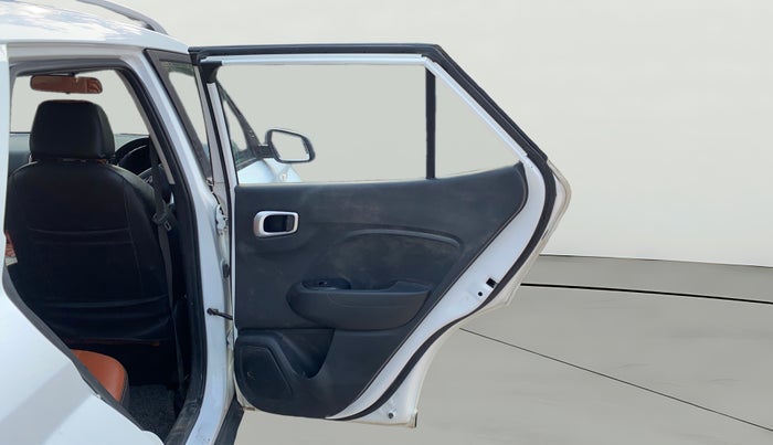 2021 Hyundai VENUE S 1.2, Petrol, Manual, 75,315 km, RHS Rear Door