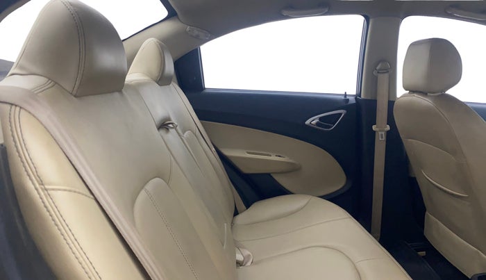 2016 Chevrolet Sail 1.2 LS ABS, Petrol, Manual, 47,752 km, Right Side Rear Door Cabin