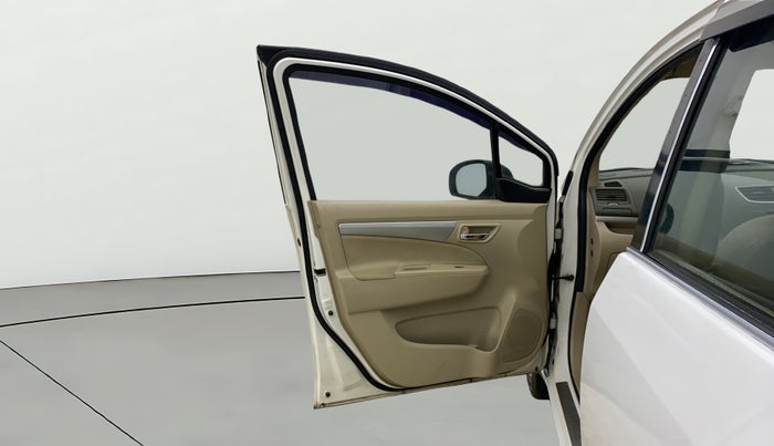 2016 Maruti Ertiga VXI, CNG, Manual, 69,787 km, LHS Front Door