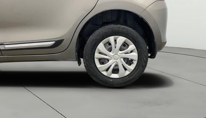 2023 Maruti Swift VXI, Petrol, Manual, 38,329 km, Left Rear Wheel