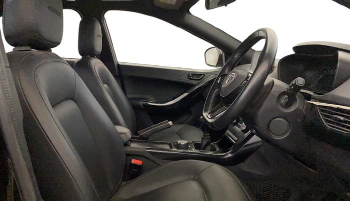 2023 Tata NEXON XZ PLUS PETROL DARK EDITION, Petrol, Manual, 36,979 km, Right Side Front Door Cabin