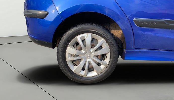 2016 Tata Zest XMS PETROL, Petrol, Manual, 53,231 km, Right Rear Wheel