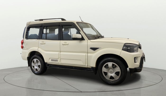 2020 Mahindra Scorpio S9, Diesel, Manual, 1,40,132 km, Right Front Diagonal