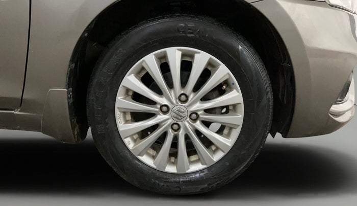 2018 Maruti Ciaz DELTA 1.5 SHVS MT PETROL, Petrol, Manual, 82,158 km, Right Front Wheel