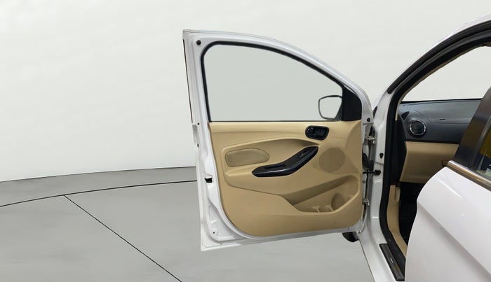 2017 Ford Figo Aspire TITANIUM 1.2 PETROL, Petrol, Manual, 52,248 km, LHS Front Door