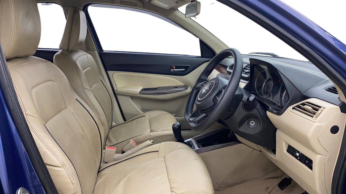 2017 Maruti Dzire VXI, CNG, Manual, 1,33,655 km, Right Side Front Door Cabin