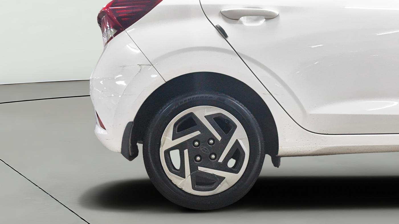 2025 Hyundai GRAND I10 NIOS SPORTZ AMT 1.2 KAPPA VTVT, Petrol, Automatic, 5,223 km, Right Rear Wheel