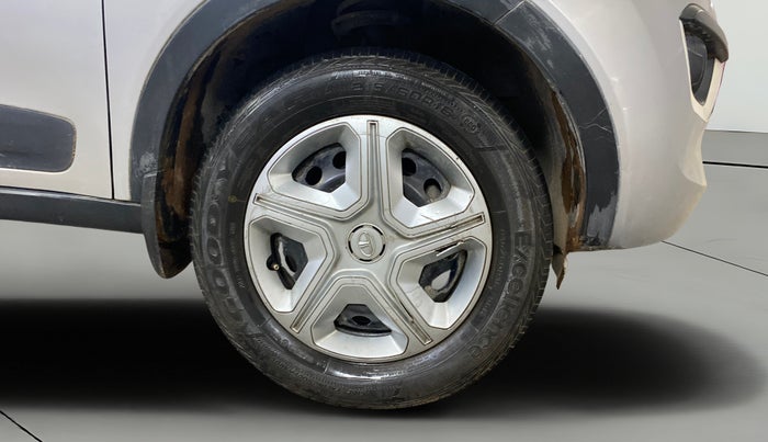 2018 Tata NEXON XMA PETROL, Petrol, Automatic, 39,067 km, Right Front Wheel