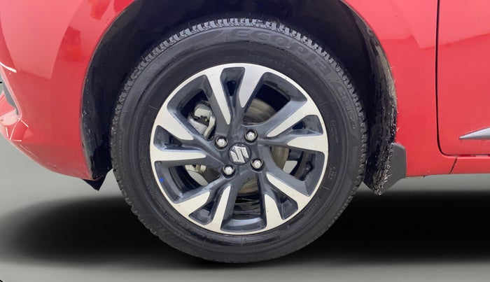 2025 Maruti Swift ZXi Plus Dual Tone AMT, Petrol, Automatic, 5,654 km, Left Front Wheel