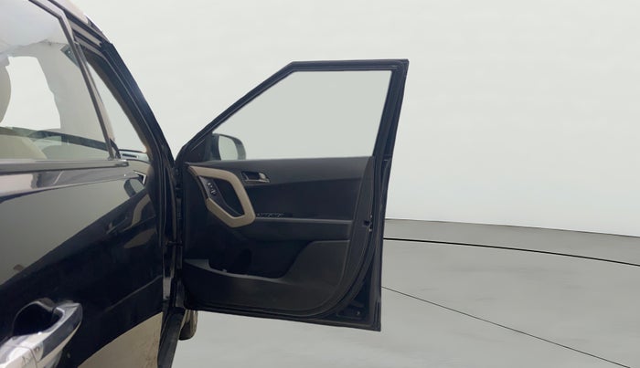 2016 Hyundai Creta SX PLUS 1.6 PETROL, Petrol, Manual, 1,19,767 km, RHS Front Door