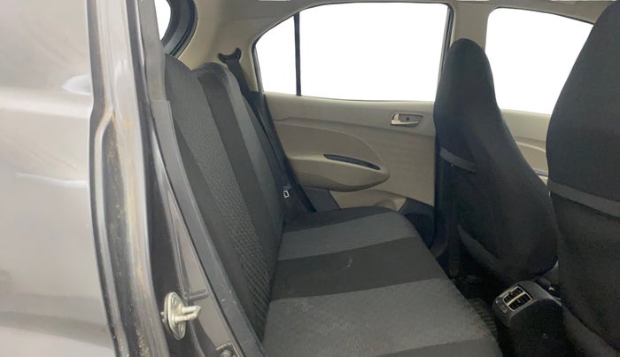 2019 Hyundai NEW SANTRO SPORTZ CNG, CNG, Manual, 94,636 km, Right Side Rear Door Cabin