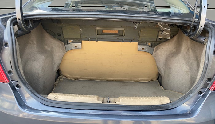 2017 Ford Figo Aspire TITANIUM1.5 DIESEL, Diesel, Manual, 85,825 km, Boot Open Zoomed View