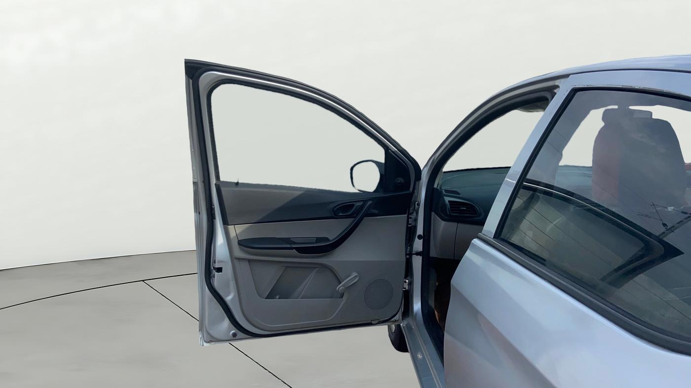 2019 Tata Tiago XE PETROL, Petrol, Manual, 59,735 km, LHS Front Door