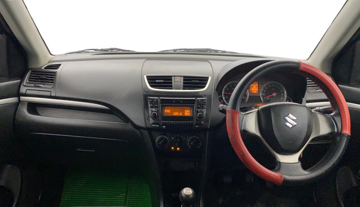 2015 Maruti Swift VXI, Petrol, Manual, 92,030 km, Dashboard