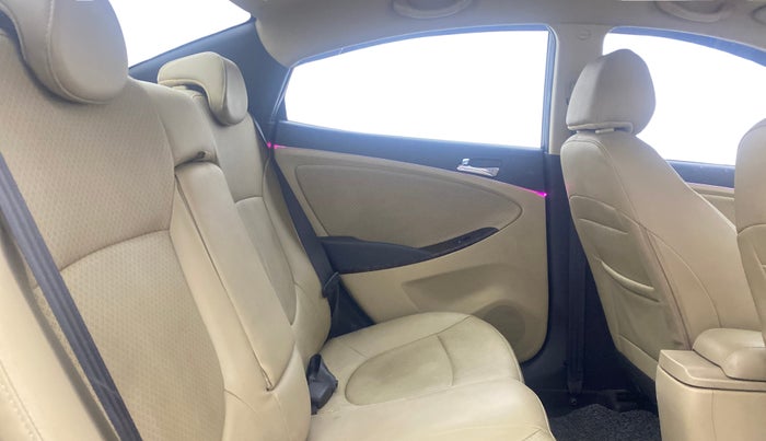 2014 Hyundai Verna FLUIDIC 1.6 CRDI SX OPT, Diesel, Manual, 51,472 km, Right Side Rear Door Cabin