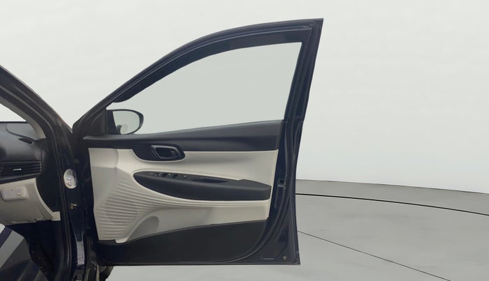 2023 Hyundai NEW I20 SPORTZ 1.2 MT, Petrol, Manual, 24,464 km, RHS Front Door