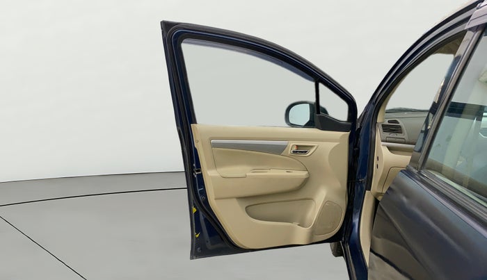 2018 Maruti Ertiga VXI CNG, CNG, Manual, 1,06,659 km, LHS Front Door