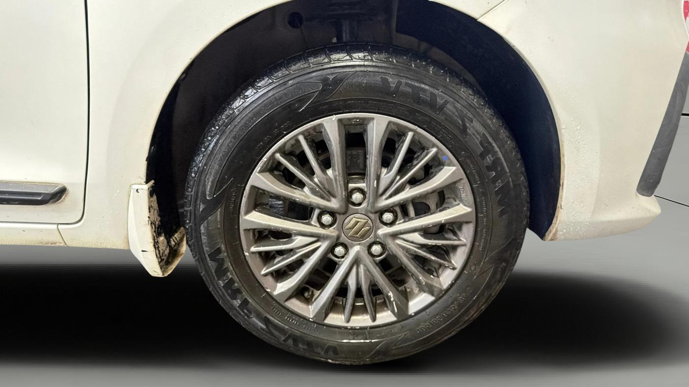 2019 Maruti Ertiga ZXI+ SHVS, Petrol, Manual, 43,013 km, Right Front Wheel