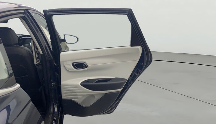 2023 Hyundai NEW I20 SPORTZ 1.2 IVT, Petrol, Automatic, 15,483 km, RHS Rear Door