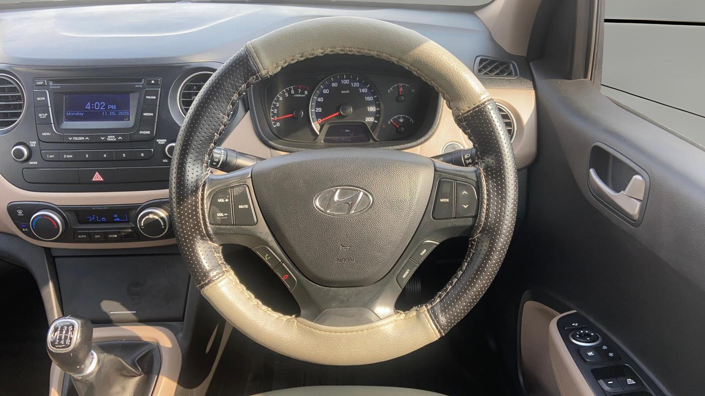 2014 Hyundai Xcent SX 1.2 (O), Petrol, Manual, 40,162 km, Steering Wheel Close Up