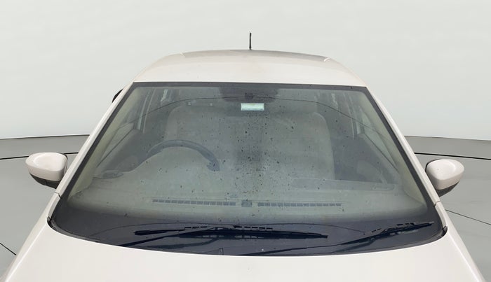 2014 Skoda Rapid ELEGANCE 1.6 MPI MT, Petrol, Manual, 1,07,359 km, Front Windshield