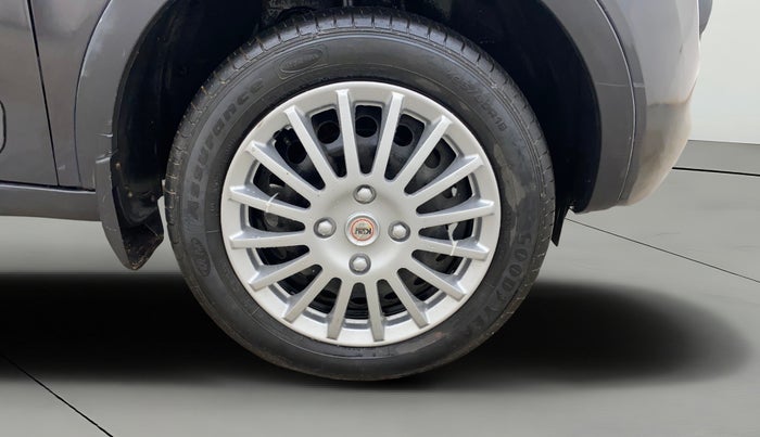 2018 Tata NEXON XM PETROL, Petrol, Manual, 77,098 km, Right Front Wheel