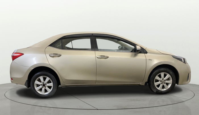 2015 Toyota Corolla Altis G CVT PETROL, Petrol, Automatic, 1,19,580 km, Right Side View