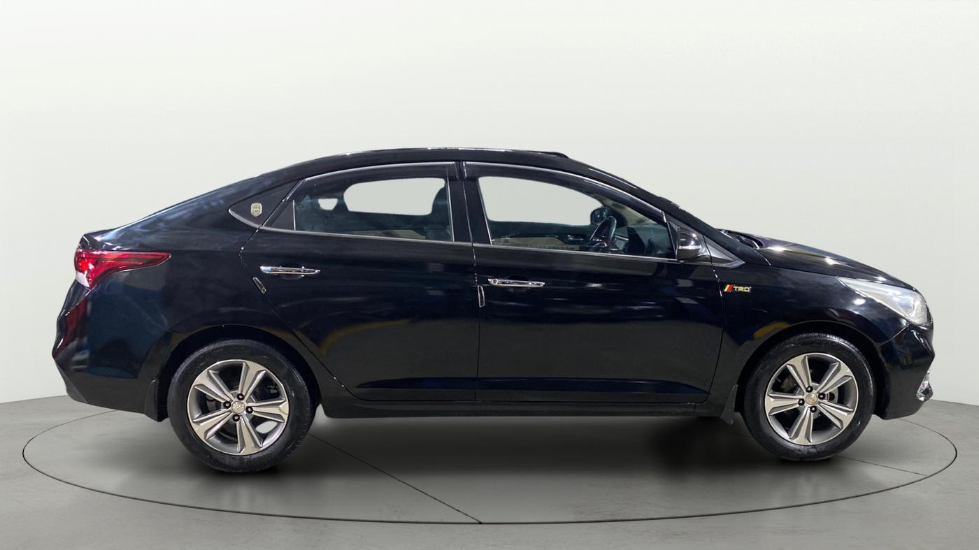 2018 Hyundai Verna 1.6 VTVT SX O, Petrol, Manual, 66,379 km, Right Side View