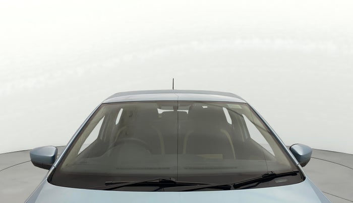 2012 Volkswagen Polo HIGHLINE1.2L, Petrol, Manual, 60,711 km, Front Windshield