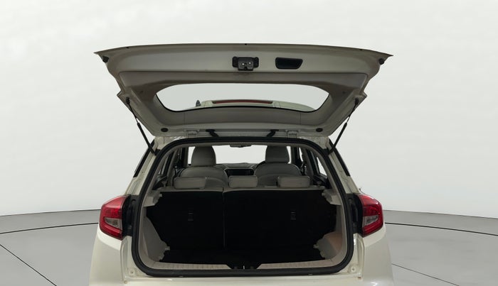 2019 Mahindra XUV300 W8 (O) 1.2 PETROL, Petrol, Manual, 75,045 km, Boot Door Open