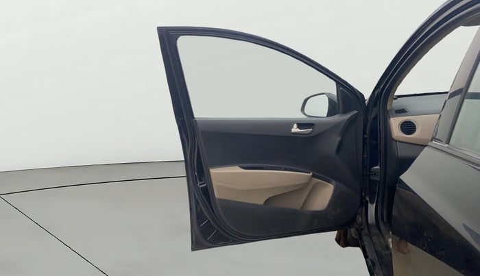 2014 Hyundai Xcent S (O) 1.2, Petrol, Manual, 46,322 km, LHS Front Door