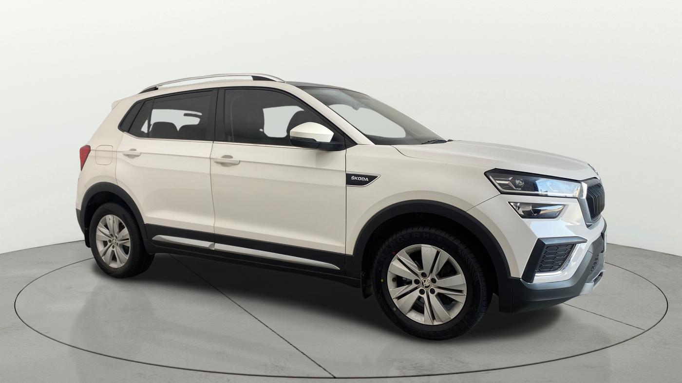 2022 Skoda KUSHAQ AMBITION 1.0L TSI MT, Petrol, Manual, 44,955 km, Right Front Diagonal