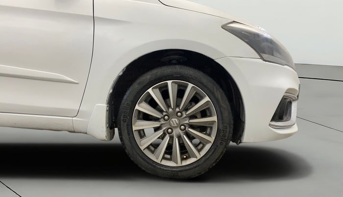 2018 Maruti Ciaz ALPHA  AT 1.5 SHVS PETROL, Petrol, Automatic, 60,510 km, Right Front Wheel