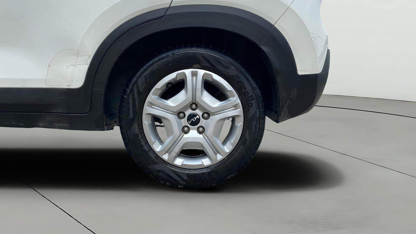 2022 KIA SONET HTK PLUS 1.2, Petrol, Manual, 50,795 km, Left Rear Wheel