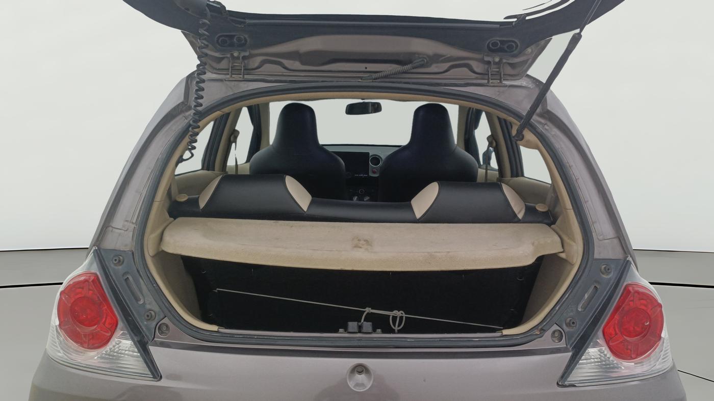 2014 Honda Brio S MT, Petrol, Manual, 86,246 km, Boot Open Zoomed View