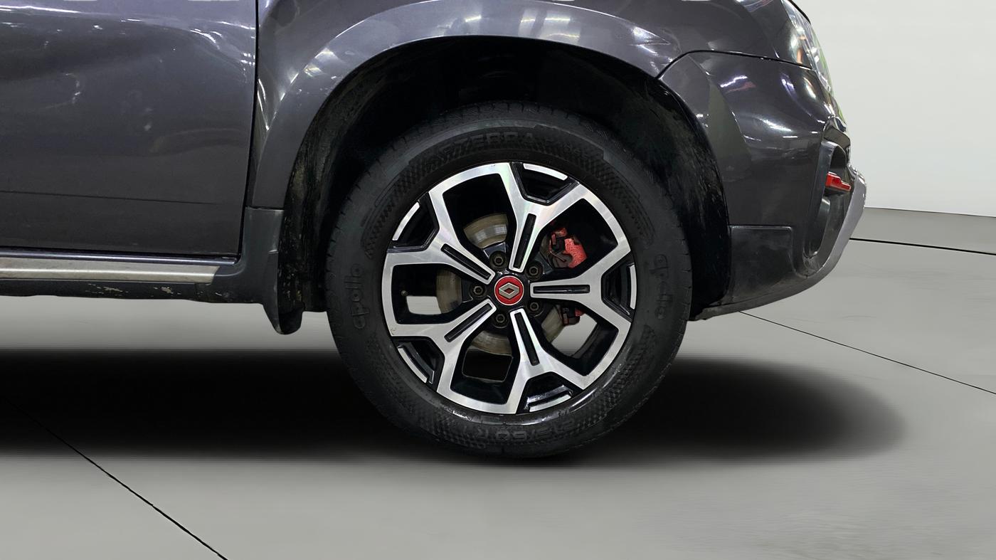 2020 Renault Duster RXZ 1.3 TURBO PETROL CVT, Petrol, Automatic, 42,498 km, Right Front Wheel