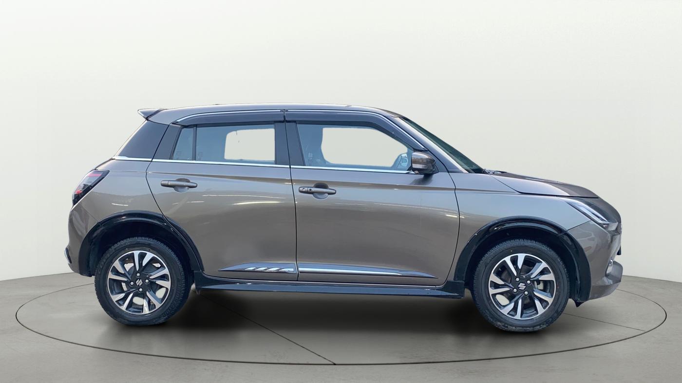 2024 Maruti Swift ZXI PLUS, Petrol, Manual, 31,305 km, Right Side View