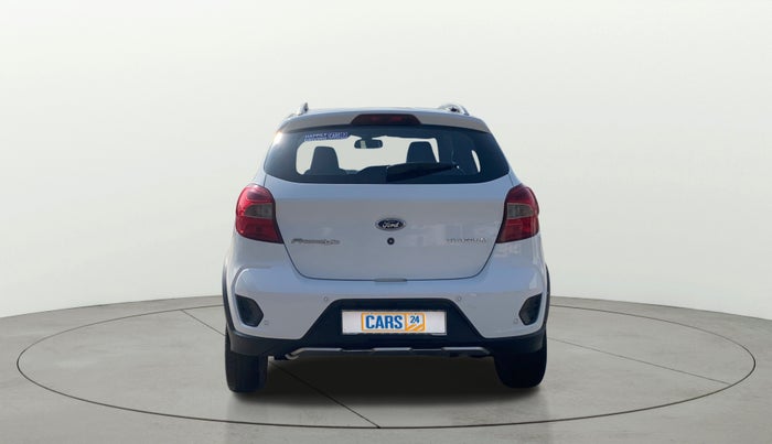 2018 Ford FREESTYLE TITANIUM 1.2 PETROL, Petrol, Manual, 1,28,009 km, Back/Rear