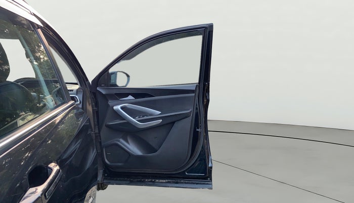 2021 MG HECTOR SMART HYBRID 1.5 PETROL, Petrol, Manual, 42,729 km, RHS Front Door