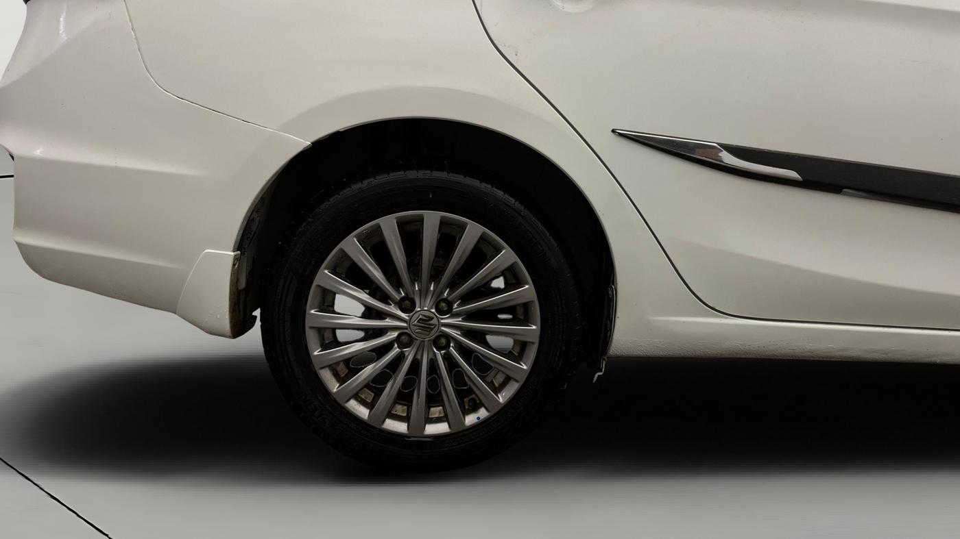 2018 Maruti Ciaz ALPHA 1.4 PETROL, Petrol, Manual, 98,644 km, Right Rear Wheel