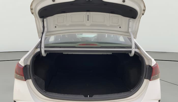 2022 Hyundai Verna SX 1.5 VTVT, Petrol, Manual, 23,164 km, Boot Open Zoomed View