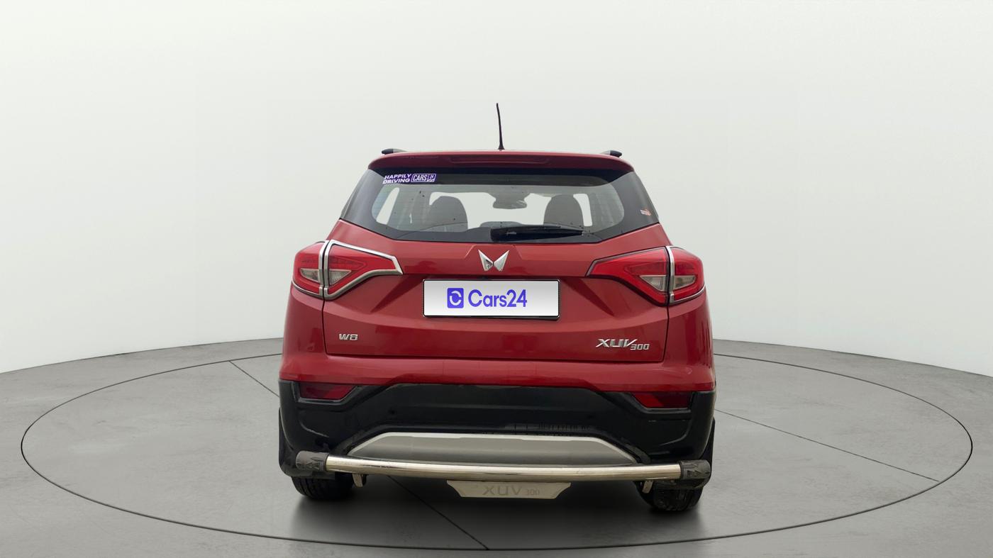 2022 Mahindra XUV300 W8 (O) 1.5 DIESEL, Diesel, Manual, 80,998 km, Back/Rear