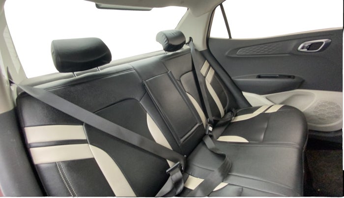 2020 Hyundai AURA SX PLUS 1.2 AMT CRDI, Diesel, Automatic, 97,609 km, Right Side Rear Door Cabin