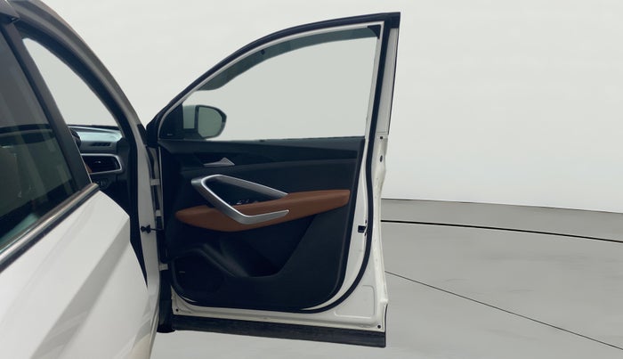 2021 MG HECTOR PLUS SHARP 2.0 DIESEL TURBO MT 6-STR, Diesel, Manual, 33,647 km, RHS Front Door