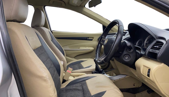 2012 Honda City 1.5L I-VTEC S MT, Petrol, Manual, 1,47,423 km, Right Side Front Door Cabin