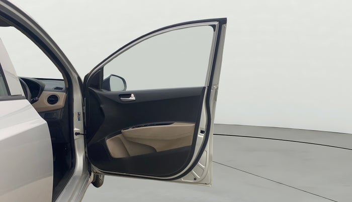 2018 Hyundai Grand i10 SPORTZ AT 1.2 KAPPA VTVT, Petrol, Automatic, 40,043 km, RHS Front Door