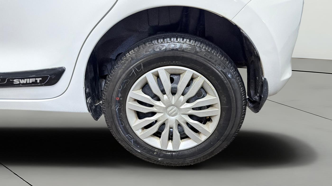 2020 Maruti Swift VXI AMT, Petrol, Automatic, 43,179 km, Left Rear Wheel