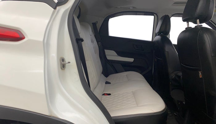 2023 Tata PUNCH ACCOMPLISHED DAZZLE SUNROOF CNG MT, CNG, Manual, 61,414 km, Right Side Rear Door Cabin