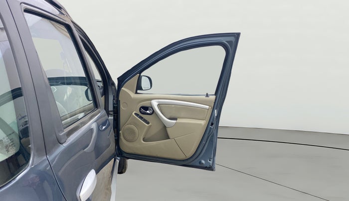 2016 Nissan Terrano XL (P), Petrol, Manual, 83,888 km, RHS Front Door