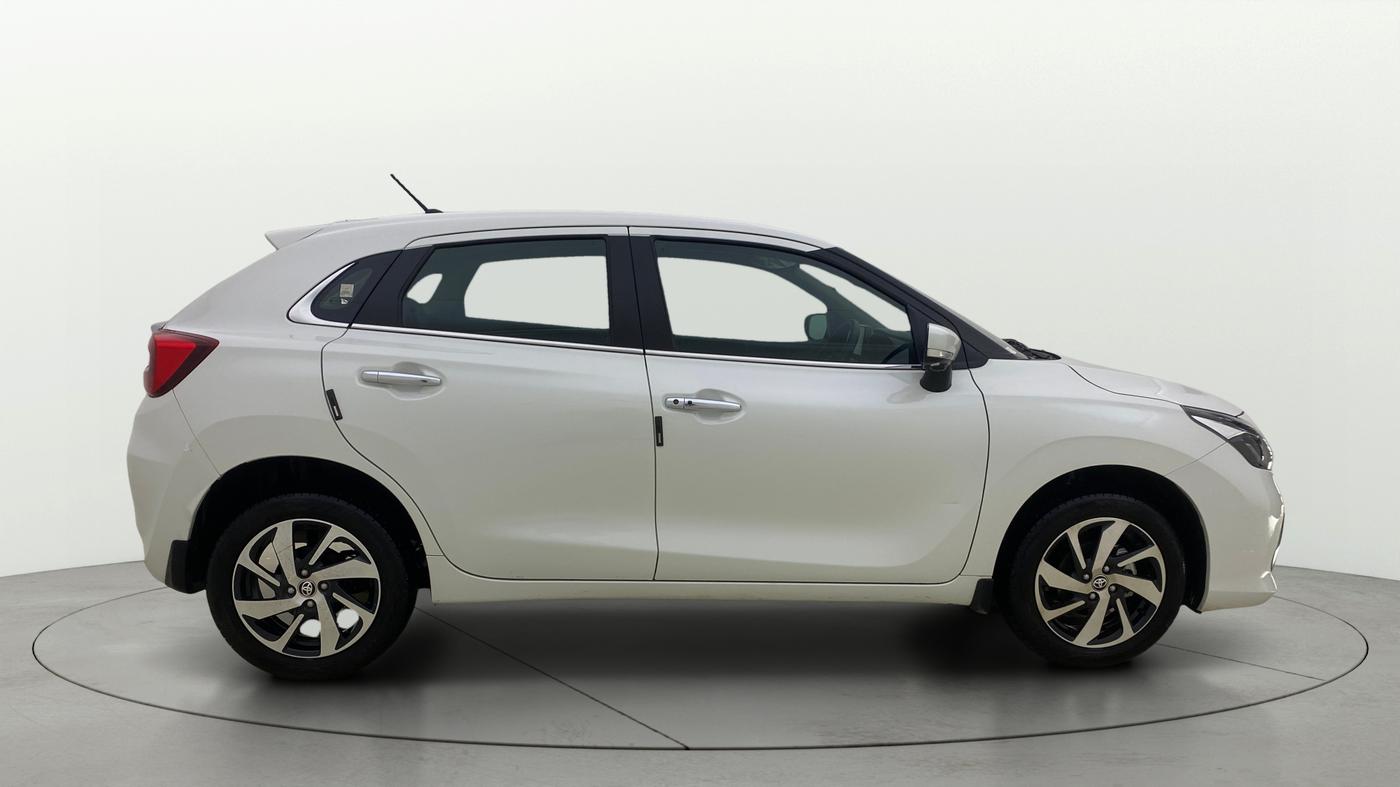 2025 Toyota Glanza V AMT, Petrol, Automatic, 2,344 km, Right Side View